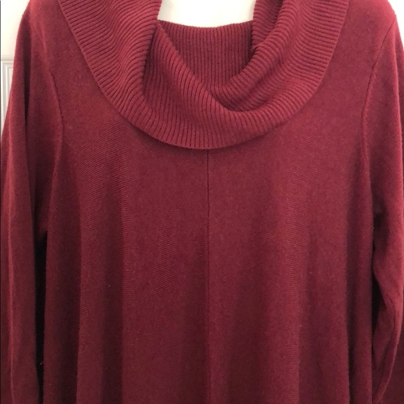 Super Comfortable Wine Colored Cowl Neck Sweater - Picture 3 of 6